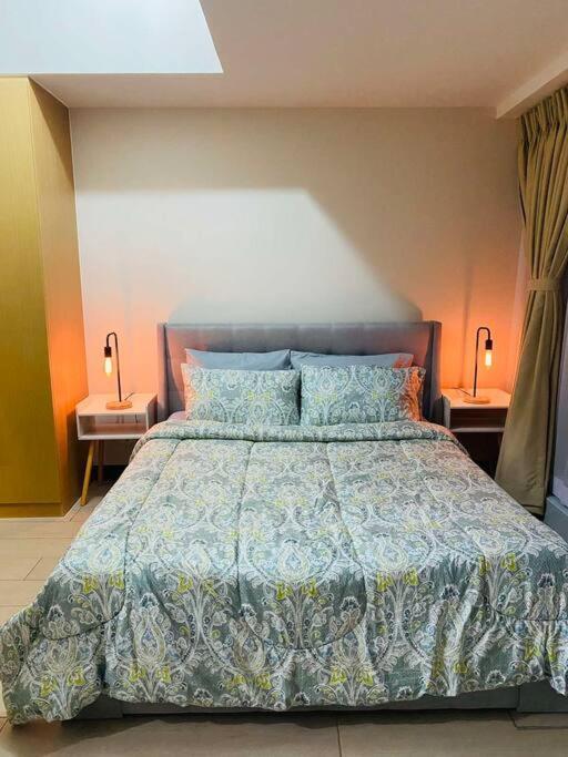 Cosy Executive 1 Bedroom Uptown Parksuites Ultra Fast Internet Manila Exterior photo