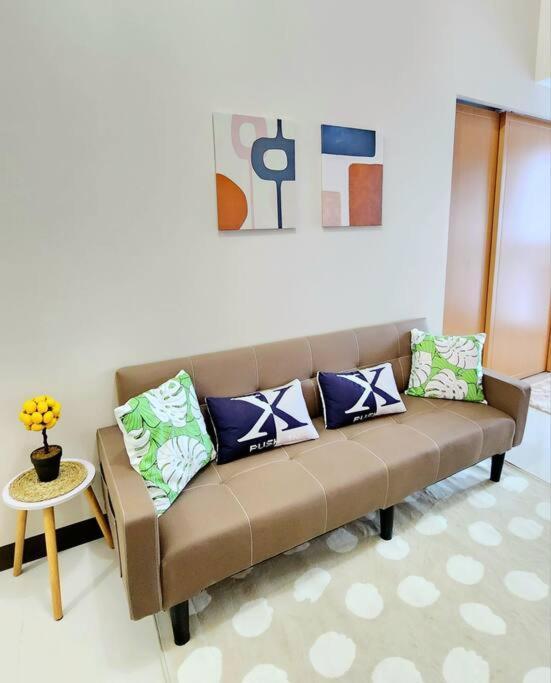 Cosy Executive 1 Bedroom Uptown Parksuites Ultra Fast Internet Manila Exterior photo